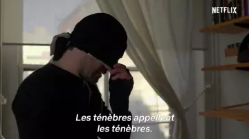 Bandana black of Matt Murdock (Charlie Cox) in Marvel's Daredevil S03E01