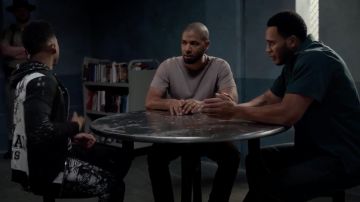 Balmain Graphique-Impression Pantalons en Coton porté par Hakeem Lyon (Bryshere Y. Gris) comme on le voit dans l'Empire S05E02