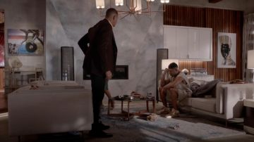 En détresse ourlet shorts de coton par Helmut Lang porté par Hakeem Lyon (Bryshere Y. Gris) comme on le voit dans l'Empire S05E02