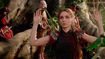 Disfraz de pirata usado por Tiger Lily (Rooney Mara) como se ve en Pan