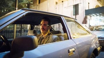 Anteojos usados por Irving (Bobby Cannavale) como se ve en Mr. Robot S03E03