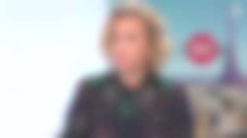 La robe longue imprimée Sandro portée par Caroline roux dans Les 4 vérités dans Télématin du 24 octobre 2018