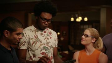 The t-shirt flowers McQ Alexander McQueen worn by Curtis Holt (Echo Kellum) in Arrow S07E02