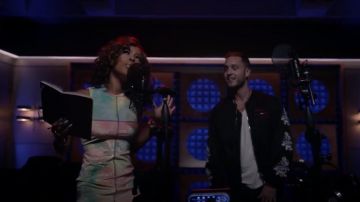 Eckhaus Latta Tie Dye Velour Minivestido usado por Tiana Brown (Serayah) como se ve en Empire S05E04