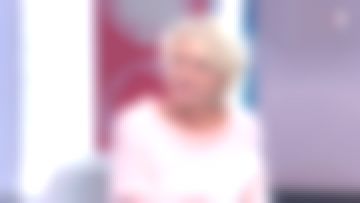 Le pull rose de Sophie Davant dans C'est au programme du 09/10/2018