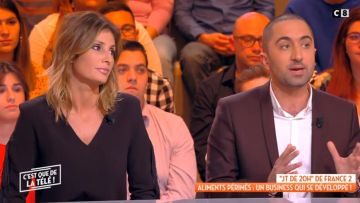 The short Dress with fringe Caroline Ithurbide in It is that of the tv ! the 10/2018