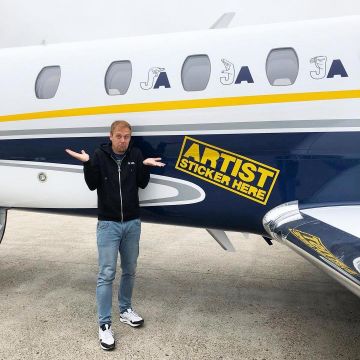 Les Sneakers Nike Air Max 1 Jewel portées par Armin van Buuren sur le compte instagram de @arminvanbuuren