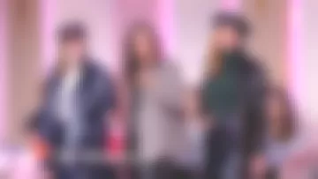 The chequered Janane Boudili in I love you etc... 22/10/2018