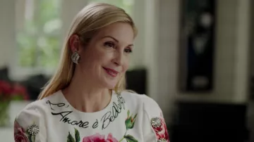 Los pendientes oscar de la Renta que lució Melissa Daniels (Kelly Rutherford) en Dinastía S02E03