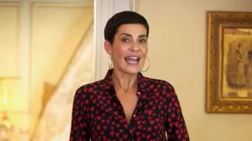 The printed shirt hearts Cristina Córdula in The dress of my life S02E03