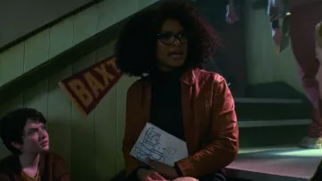 The book the Bluest Eye by Toni Morrison, Rosalind Walker (Jaz Sinclair) in The New Adventures of Sabrina S01E03