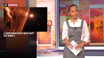 La robe en tweed de Karine Arsene dans L'Info qui fait du bien du 27/10/2018
