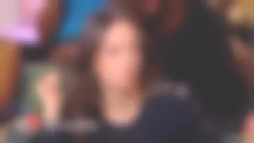 El suéter de Janane Boudili en Je t'aime, etc... desde 2018/10/17