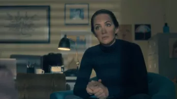 Camiseta de Theodora Crain (Kate Siegel) en The Haunting of Hill House S01E03