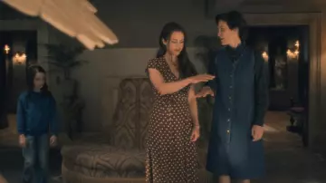 La robe à pois d'Olivia Crain (Carla Gugino) dans The haunting of Hill House S01E03
