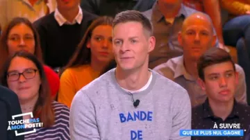 Sweat bande de joueurs de Matthieu Delormeau dans Touche pas à mon poste du 24/10/2018