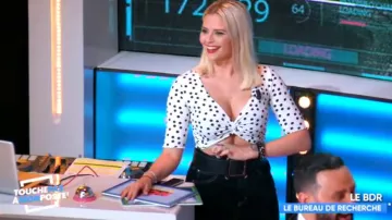 Le Crop top à pois torsadé de dans Touche pas à mon poste du 24/10/2018