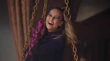 Perrie Edwards' blue blazer in "Woman Like Me" (Little Mix ft. Nicki Minaj)