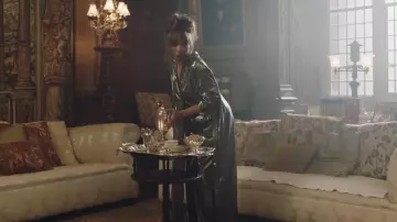 Metallic silver robe de Jade Thirlwall dans "la Femme Comme Moi" (Little Mix ft. Nicki Minaj)