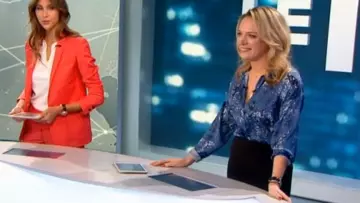 The printed shirt of Vicky Bogaert in The 19:45 M6 of the 28/10/2018