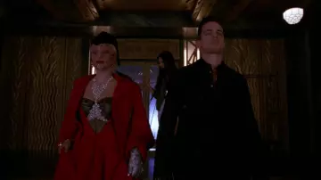 The jacket Donovan (Matthew Bomer) in American Horror Story S05E03