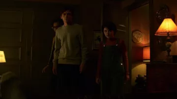 The sweater orange turtleneck Theory worn by Susie Putnam (Lachlan Watson) in The New Adventures of Sabrina S01E04