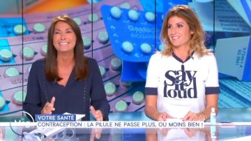 The blouse marine Brigitte Milhau in William at noon