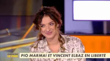 The printed shirt giraffes Camille Lavabre in The Info of the true Mag of the 30/10/2018