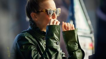 Gathered collar top worn by Villanelle (Jodie Comer) in Killing Eve (S01E03)