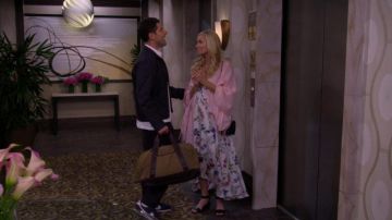 Nike Blue Cortez Sneakers worn by Max Greenfield (Dave Johnson) as seen in The Neighborhood S01E06