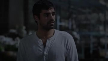 Camiseta blanca usada por Eclipse (Sean Teale) como se ve en The Gifted S01E03