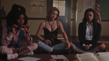 The high lace-up black Betty Cooper (Lili Reinhart) in Riverdale (S03E04)