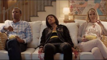 The black jacket Binzer & Co. X Daft Punk from Heather McNamara (Jasmine Mathews) in Heathers (S01E02)