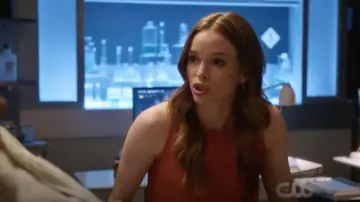 Le débardeur J.Crew porté par Caitlin Snow (Danielle Panabaker) dans The Flash S05E05