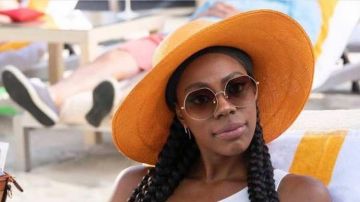 Panama Hat worn by Molly Carter (Yvonne Orji) in Insecure (S03E01)