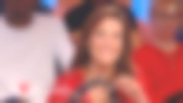 The red dress printed Alexandra Hubin in I love you etc...the 16/11/2018