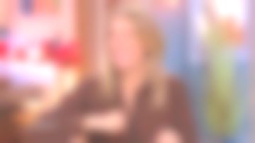 La chemise leopard de Agathe Lecaron dans La maison des maternelles du 16/11/2018