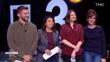 La chemise à carreaux de Valentine Oberti dans Quotidien du 14/11/2018