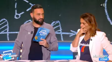 Camiseta de la revolución de Valérie Bénaïm en Touche pas à mon poste del 14/11/2018