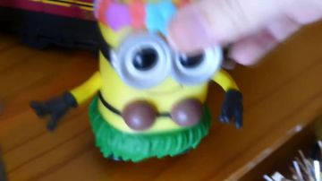 The funko pop a Hula minion in Minions Ptikouik in the video MY ENTIRE COLLECTION OF FUNKO POP !!