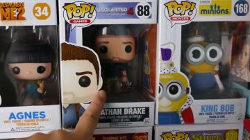 El funko del Rey Bob en The Minions of Ptikouik en el vídeo ALL MY COLLECTION OF FUNKO POP!!