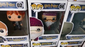 El funko pop de Albus Dumbeldore en Harry Potter de Ptikouik en el vídeo ALL MY COLLECTION OF FUNKO POP!!