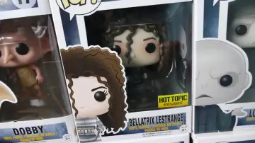 El funko pop de Bellatrix lestrange Azkaban de Ptikouik en el vídeo ALL MY COLLECTION OF FUNKO POP!!