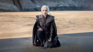 The ring winged Daenerys Targaryen (Emilia Clarke) in Game of Thrones S07E07