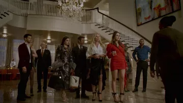 The shoes with the fur Rene Caovilla worn by Crystal Jennings (Ana Brenda Contreras) in Dynasty S02E06