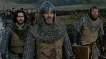 Robert the Bruce's (Chris Pine) helmet as seen in Outlaw King