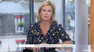 The shirt with the flowers of Claire Chazal in free Entry to the 18/11/2018