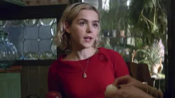 Necklace worn by Sabrina Spellman (Kiernan Shipka) as seen in Chilling Adventures of Sabrina S01E01