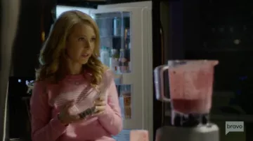 Desert Dreamer Star Streak Cropped Pink Sweatshirt worn by Veronica Newell (Juno Temple) as seen in Dirty John S01E01