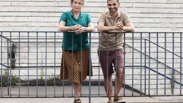 El par de zapatillas Nike usadas por Wael (Kheiron) en Weeds
